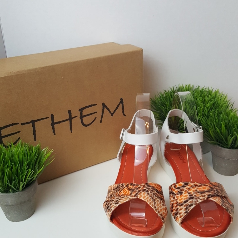 LAST CHANCE! CLOSET CLOSING! NIB Ethem Ozcan Orange Snake Print Leather Sandals - Picture 2 of 7